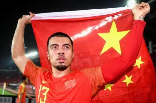 京媒:李可因家事已向伊万请假 曾被前任逐出名单