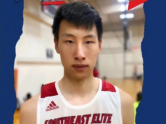 乐鱼官网-中国男篮下一位进NBA是他？16岁中锋全美高中第30